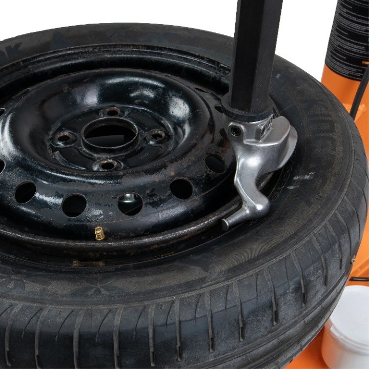 Démonte-pneus 26 pouces, bras pivotant latéral verrouillable manuellement, 230 V