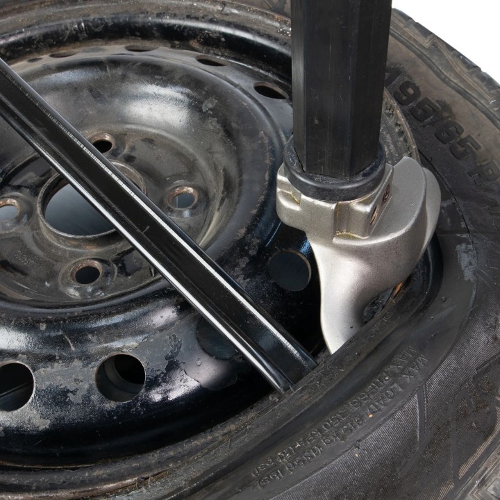 Démonte-pneus semi-automatique 24'' 380V