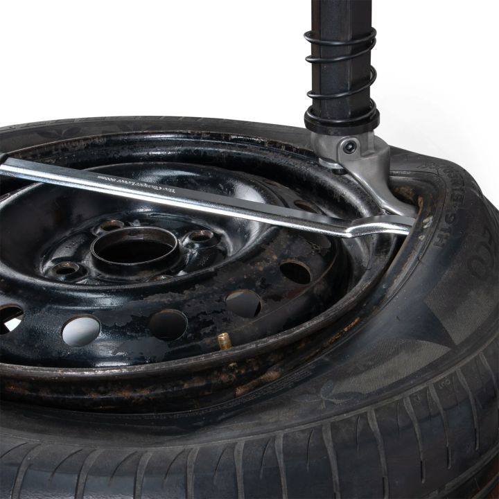 Démonte-pneus colonne inclinable avec bras auxiliaire 230V 26"