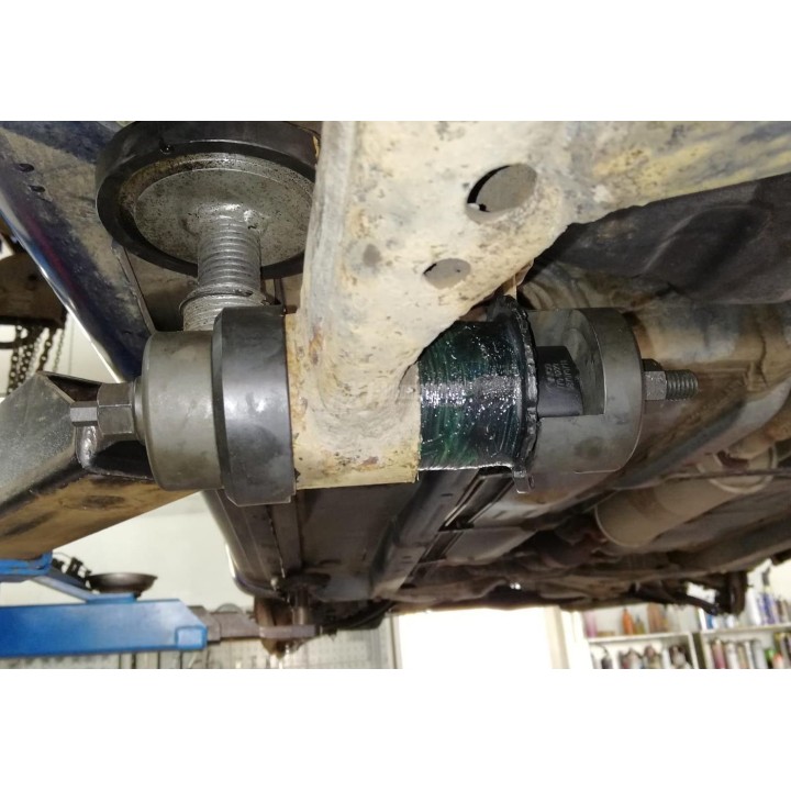 Outil de montage et démontage de bague d'essieu arrière pour Toyota