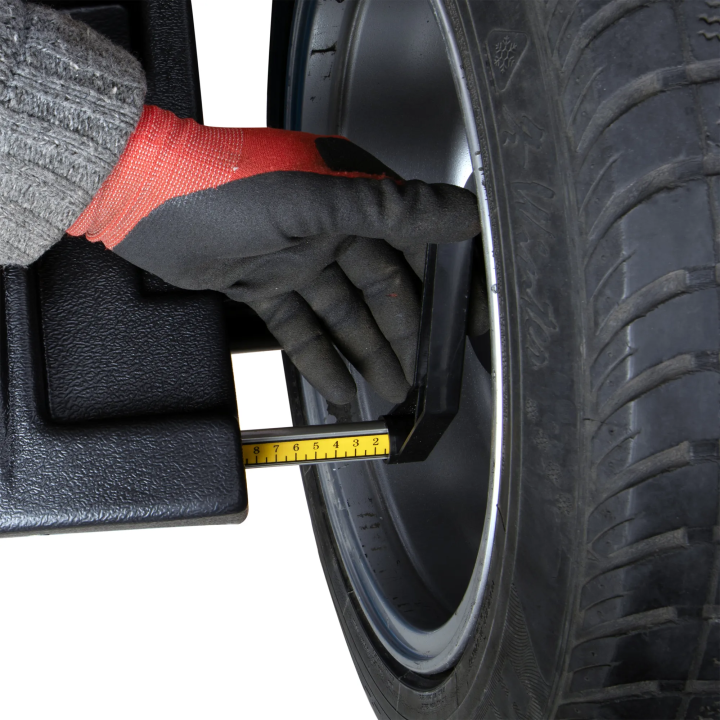 Machine d'équilibrage semi-automatique avec saisie manuelle des données, 3 programmes aluminium