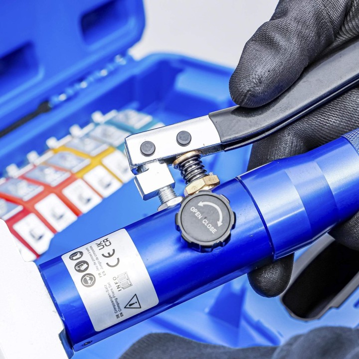 Jeu de pinces à sertir hydraulique Pour raccordements compressés sur tuyaux flexibles