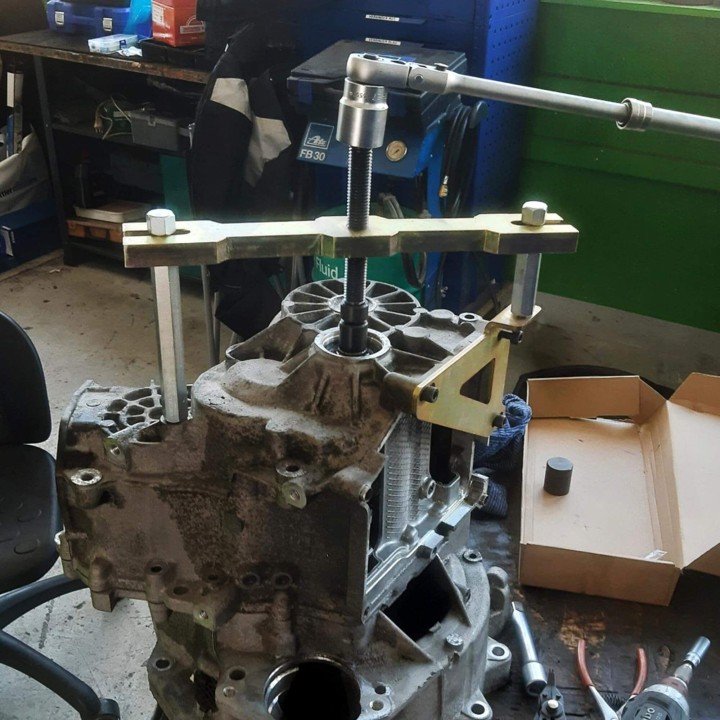 Extracteur de carter VAG pour DSG 7 vitesses 0AM  DQ200