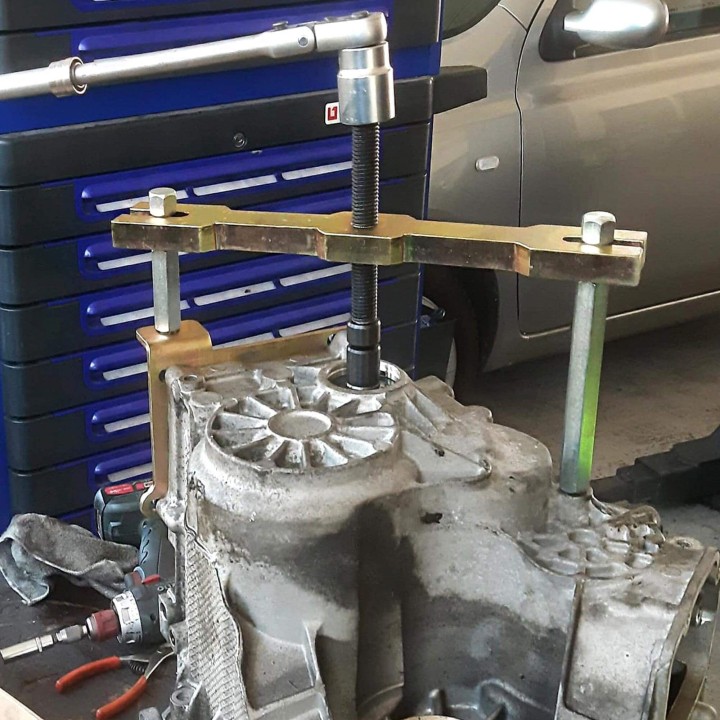 Extracteur de carter VAG pour DSG 7 vitesses 0AM  DQ200