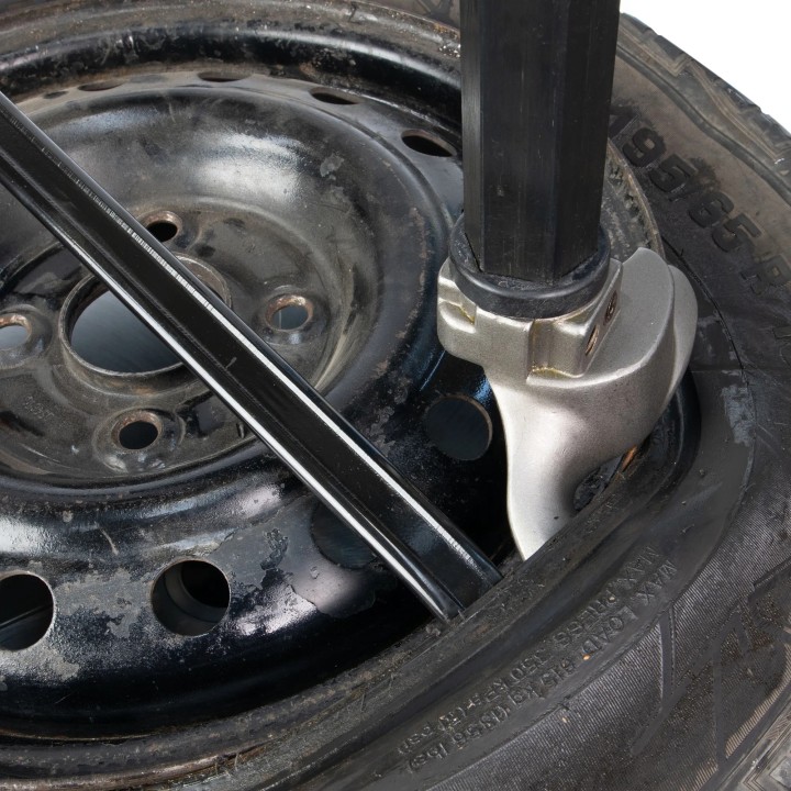 Démonte-pneus semi-automatique 12''- 24'' 220V