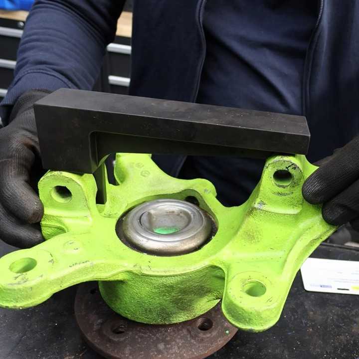 Kit extracteur de roulement de roue Mercedes Vito, Viano, Classe V