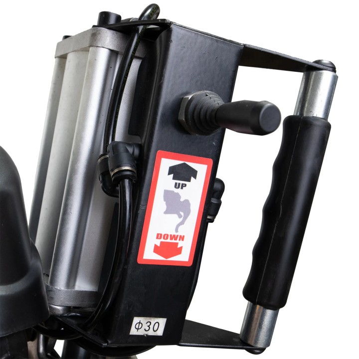 Démonte-pneus 26" colonne inclinable – Bras auxiliaire, 230V vitesse réglable