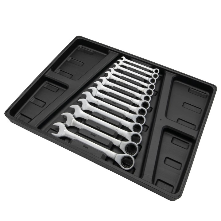 Servante d ateliers mobiles, avec 399 outils